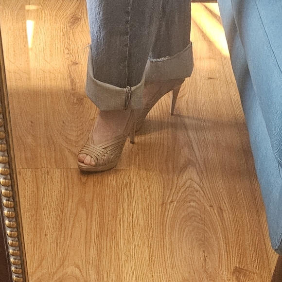 Prada Leather Heels - Picture 8 of 10